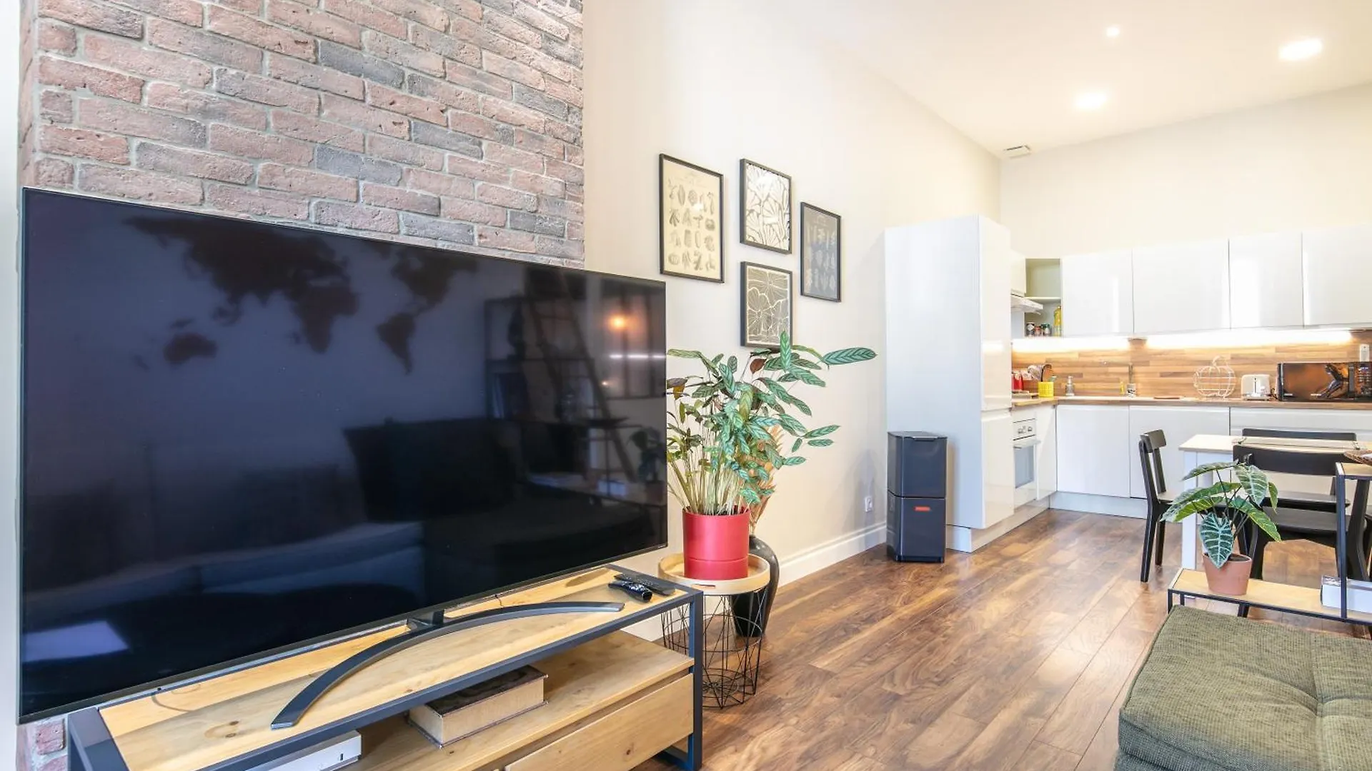 Le Coconfort - Appartement Plein Centre - Proche Gare ヴォワロン アパート