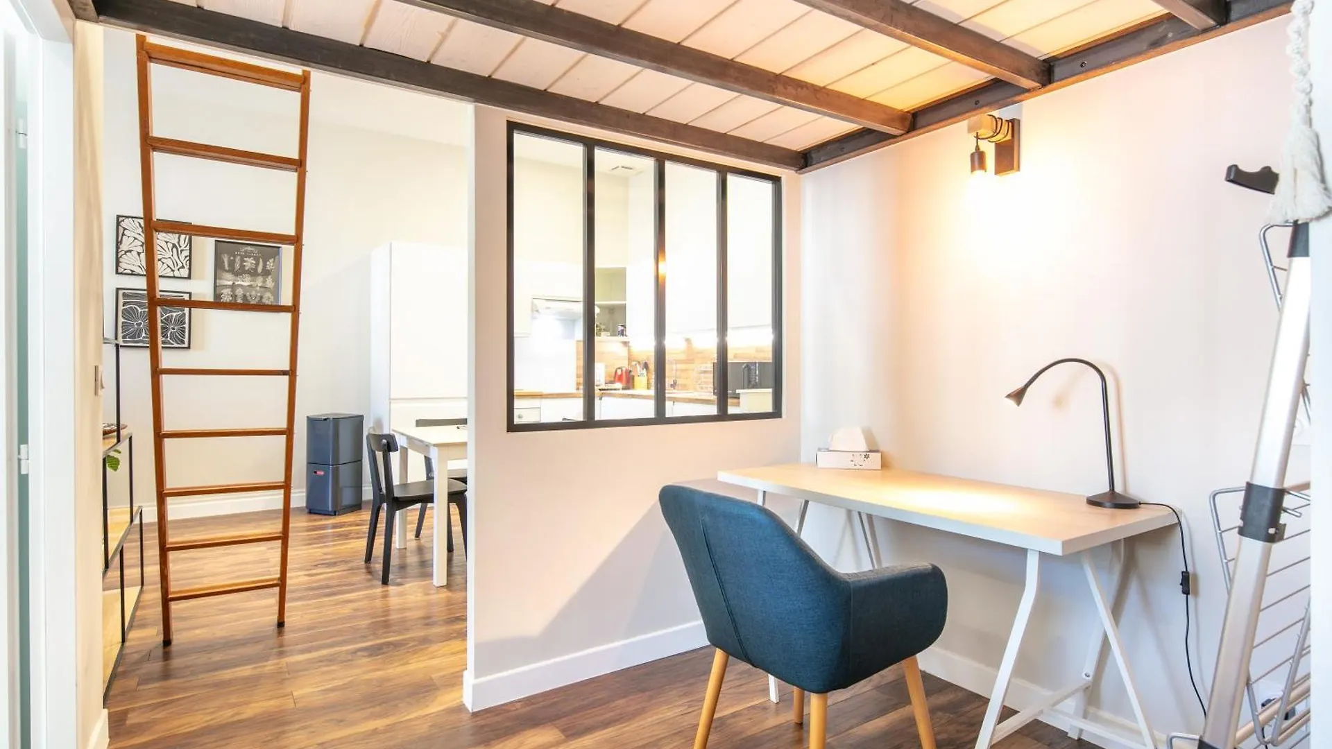 Le Coconfort - Appartement Plein Centre - Proche Gare ヴォワロン